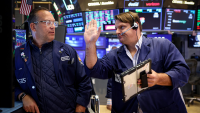 Wall Street : Kevin Warsh durcit le ton face à l'inflation