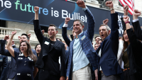 Wall Street : le Dow Jones à son tour au sommet, merci Warren Buffett ?