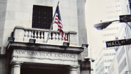 Wall Street : le Nasdaq reste bien orienté avec Amazon