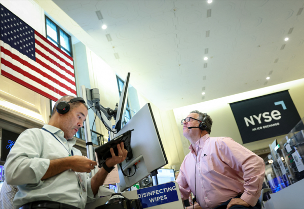 Wall Street : le Nasdaq sous pression avec les 'puces'