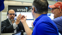 Wall Street : Nasdaq sous pression, Dow Jones au sommet