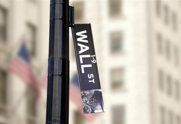 Wall Street : Oracle plonge, Apple souffre encore