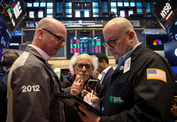 Wall Street persiste dans le vert malgré le 'shutdown'