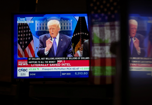 Wall Street plombé par l'incertitude commerciale