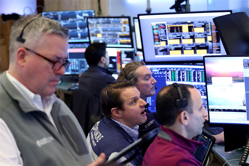 Wall Street poursuit sa correction avec la "tech"