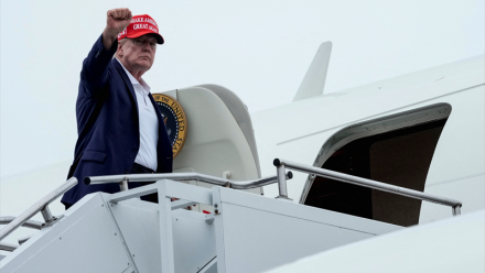 Wall Street résiste, alors que Trump menace de bombarder Oman