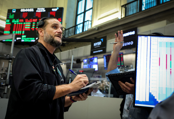 Wall Street se redresse avant la publication de Nvidia