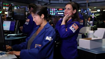 Wall Street tenté par la hausse, malgré la Chine et les craintes sur les taux