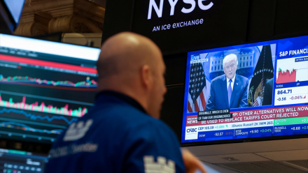 Wall Street trébuche, alors que Trump multiplie les menaces commerciales
