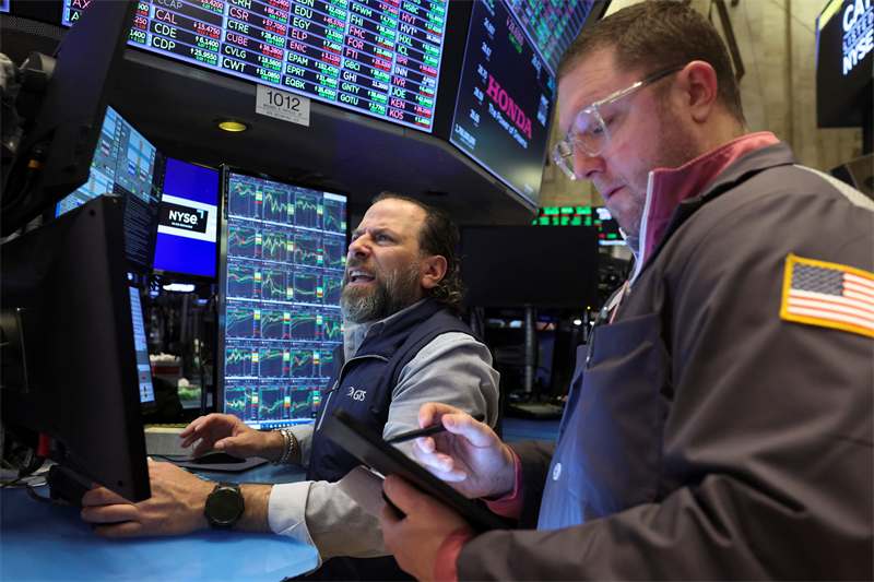 Wall Street : TSMC soutient le Nasdaq, mais UnitedHealth plombe le Dow Jones