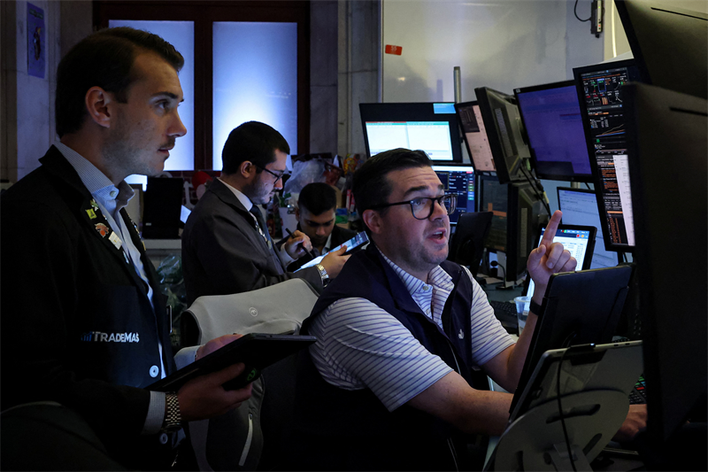 Wall Street : UnitedHealth flambe, Applied Materials plonge