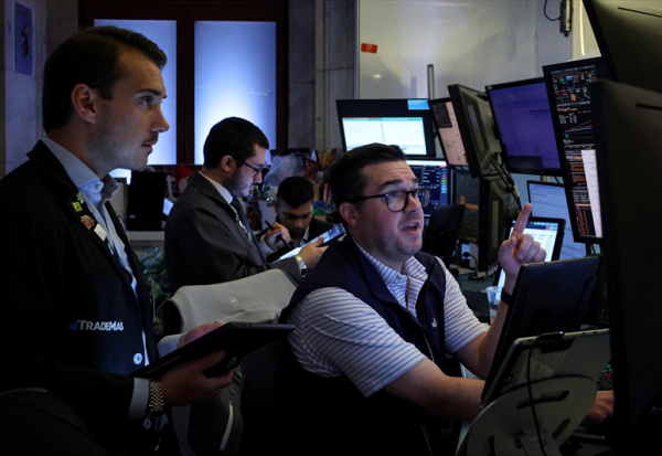 Wall Street : UnitedHealth flambe, Applied Materials plonge