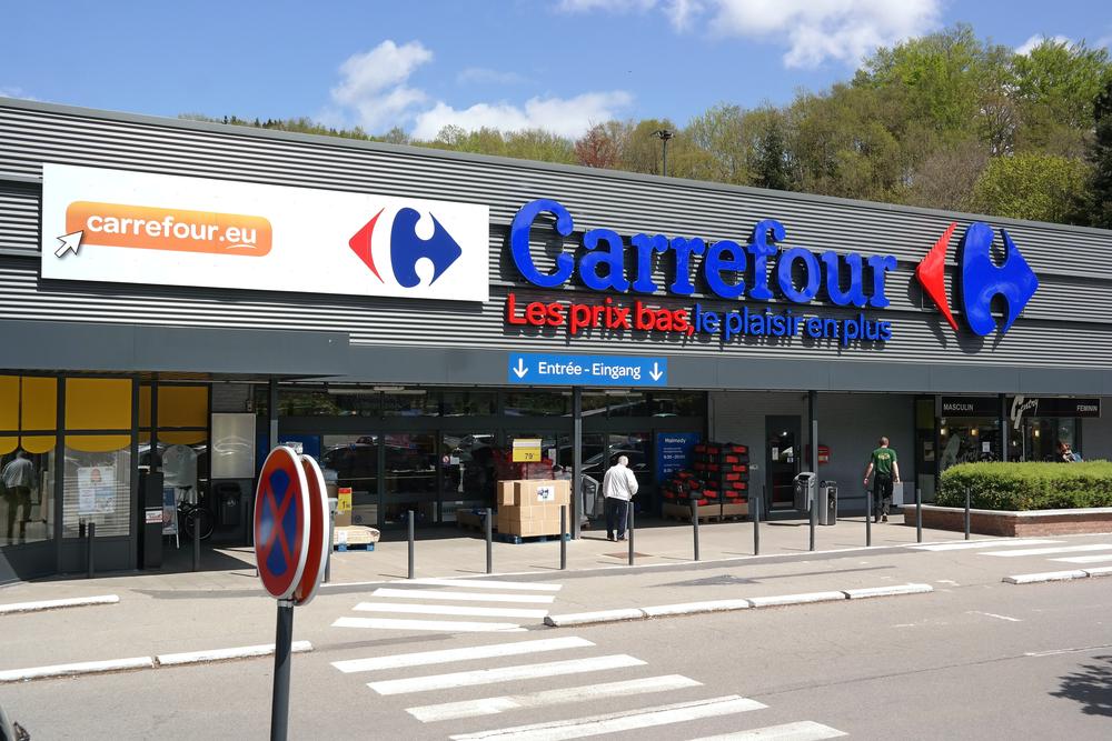 Carrefour confirme ses objectifs annuels