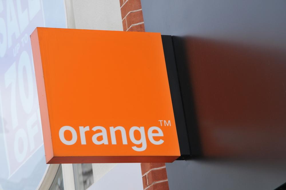 Orange à court de jus à Paris