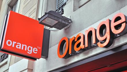 Orange remonte certains objectifs annuels