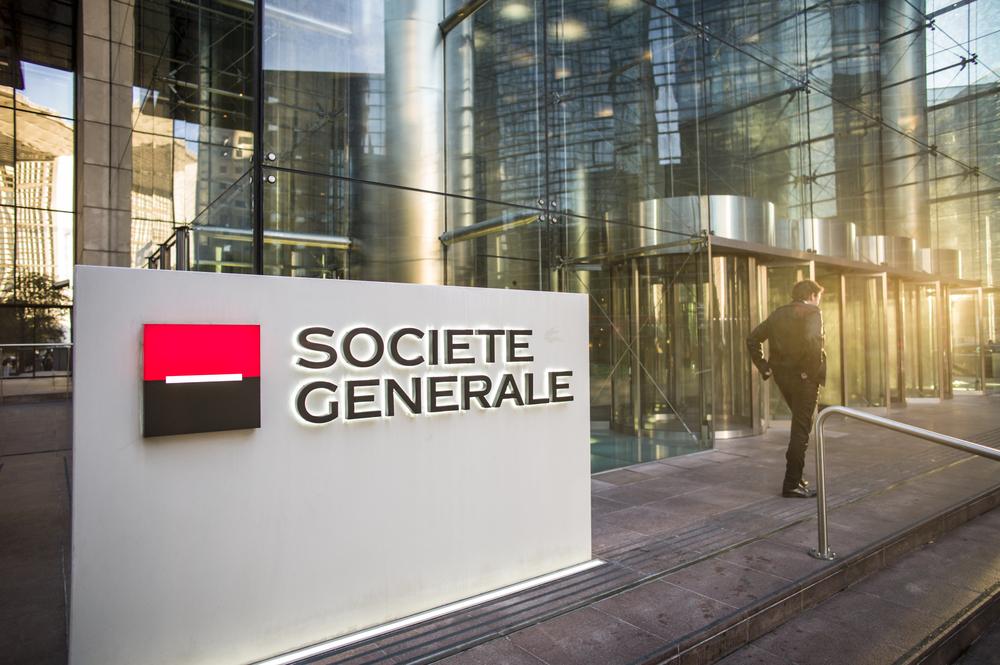Société Générale en léger repli, KBW passe à "sous-performance"
