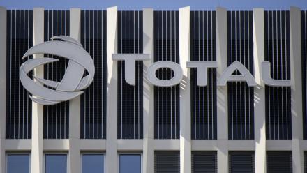 TotalEnergies prévoit 10 milliards de dollars d'investissements en Angola