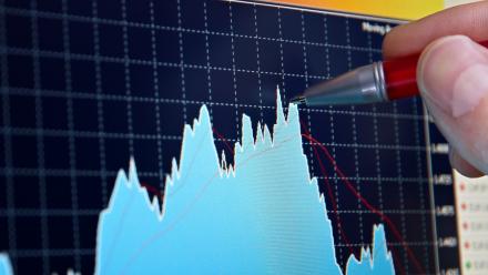 Wall Street attendue dans le vert, la décrue du pétrole rassure