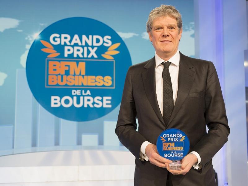 Philippe Lazare, PDG d’Ingenico, reçoit le prix midcap de l’année